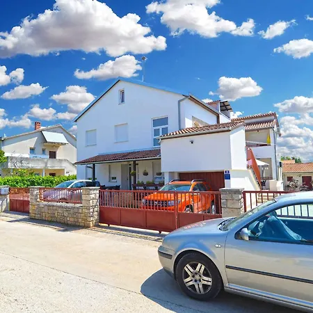 Near In Valbandon-istrien 44833 Apartment
